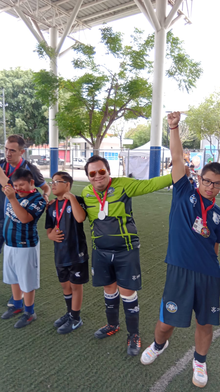 Gallos Smiling en el Torneo Guerreros de León